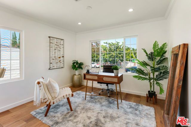 6633 Belmar Avenue, Reseda (los Angeles), CA 91335