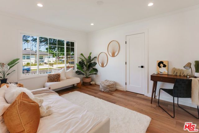 6633 Belmar Avenue, Reseda (los Angeles), CA 91335
