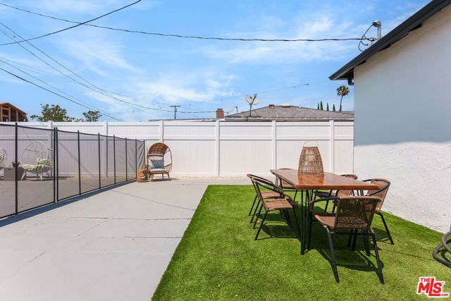 6633 Belmar Avenue, Reseda (los Angeles), CA 91335