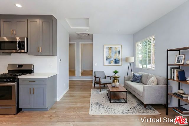6633 Belmar Avenue, Reseda (los Angeles), CA 91335