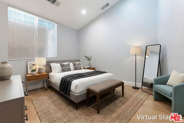 6633 Belmar Avenue, Reseda (los Angeles), CA 91335