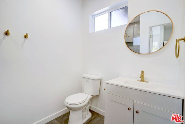 6633 Belmar Avenue, Reseda (los Angeles), CA 91335