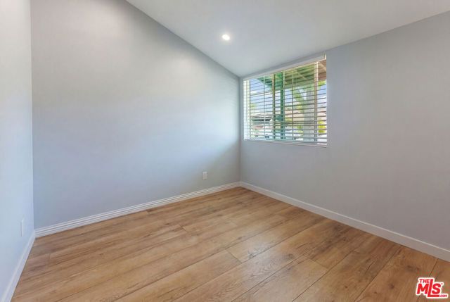 6633 Belmar Avenue, Reseda (los Angeles), CA 91335