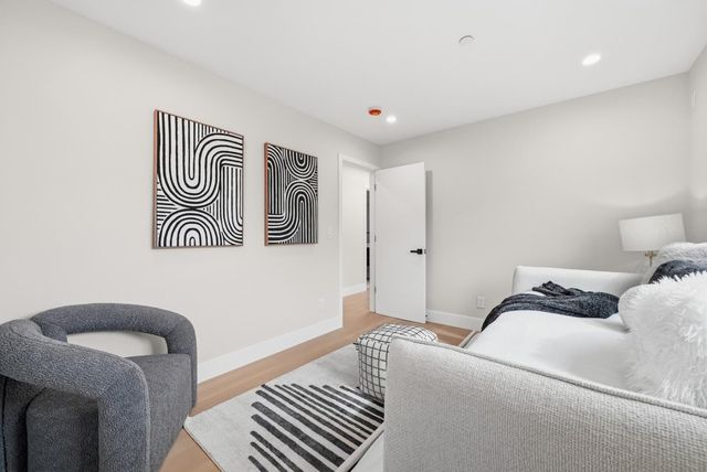3830 Carlson Circle, Palo Alto, CA 94306