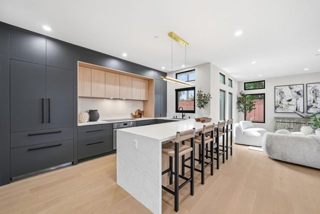 3830 Carlson Circle, Palo Alto, CA 94306
