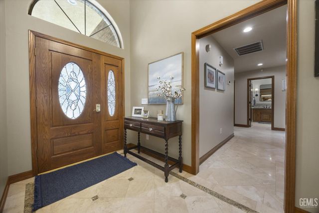 7908 Jill Jean Avenue, Bakersfield, CA 93308