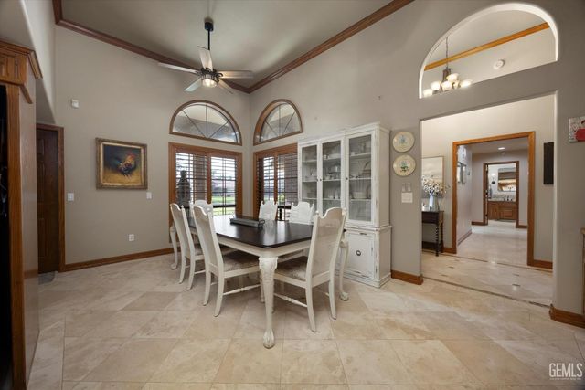 7908 Jill Jean Avenue, Bakersfield, CA 93308