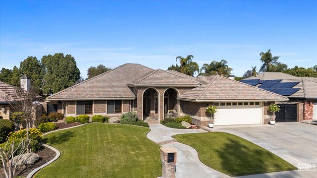 7908 Jill Jean Avenue, Bakersfield, CA 93308