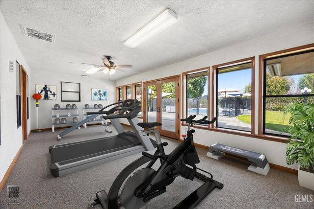 7908 Jill Jean Avenue, Bakersfield, CA 93308