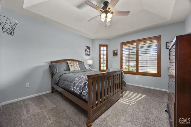 7908 Jill Jean Avenue, Bakersfield, CA 93308