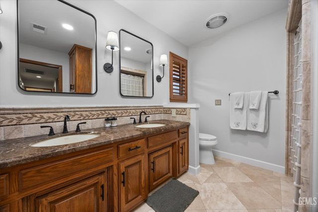 7908 Jill Jean Avenue, Bakersfield, CA 93308