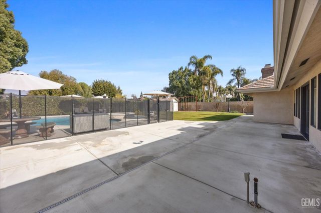 7908 Jill Jean Avenue, Bakersfield, CA 93308