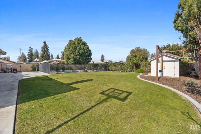 7908 Jill Jean Avenue, Bakersfield, CA 93308