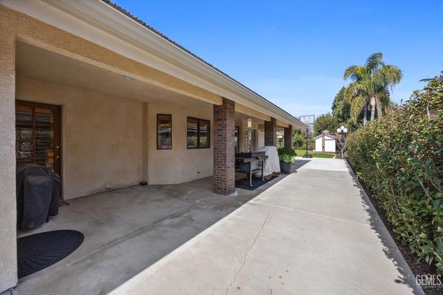 7908 Jill Jean Avenue, Bakersfield, CA 93308