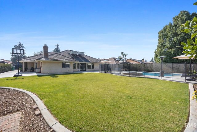 7908 Jill Jean Avenue, Bakersfield, CA 93308