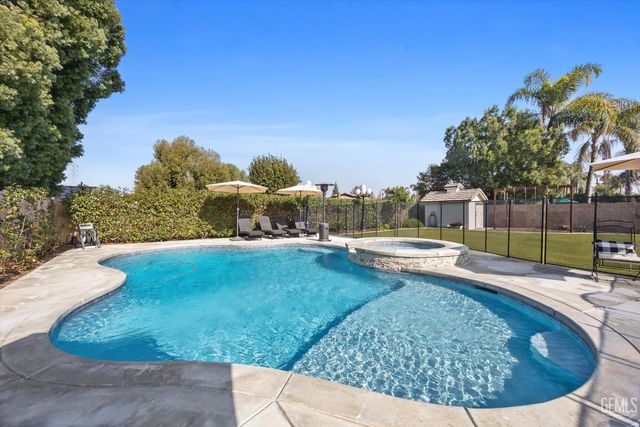 7908 Jill Jean Avenue, Bakersfield, CA 93308