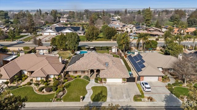 7908 Jill Jean Avenue, Bakersfield, CA 93308
