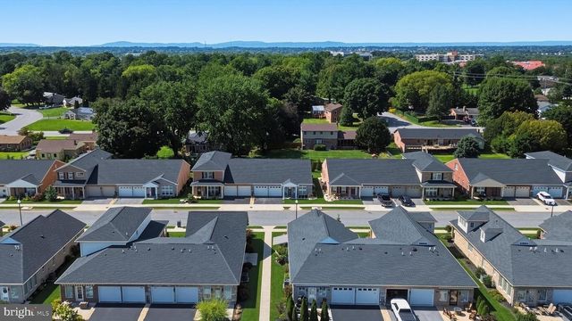 1748 MERIDIAN DR, Hagerstown, MD 21742