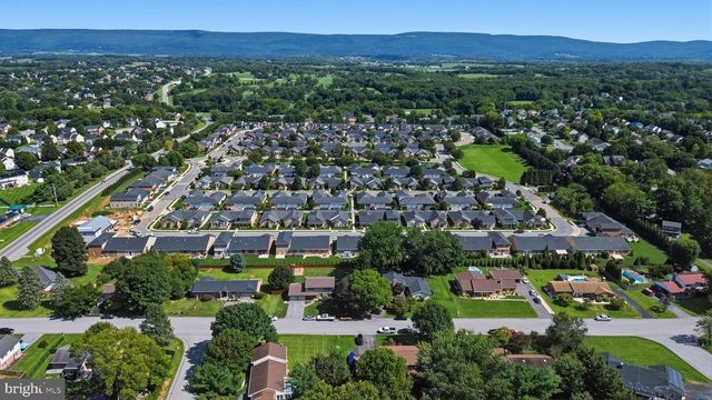 1748 MERIDIAN DR, Hagerstown, MD 21742