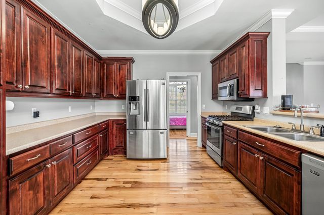 96 Auburn Hills Dr, Woodbury, TN 37190