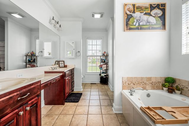 96 Auburn Hills Dr, Woodbury, TN 37190