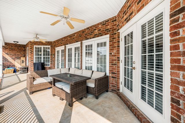 96 Auburn Hills Dr, Woodbury, TN 37190