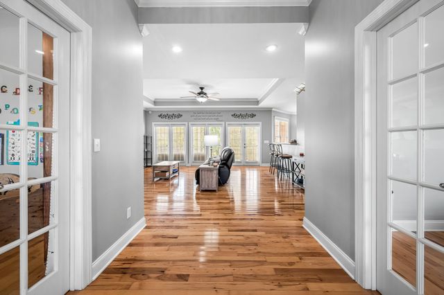 96 Auburn Hills Dr, Woodbury, TN 37190