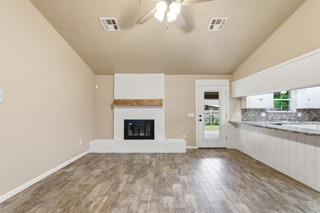 2401 Ridgewood Drive, Moore, OK 73160