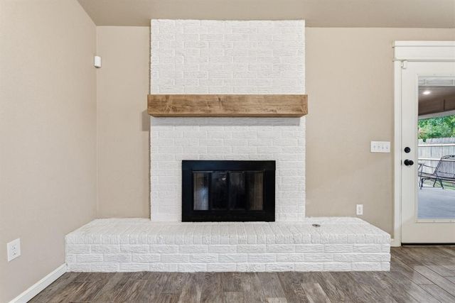 2401 Ridgewood Drive, Moore, OK 73160