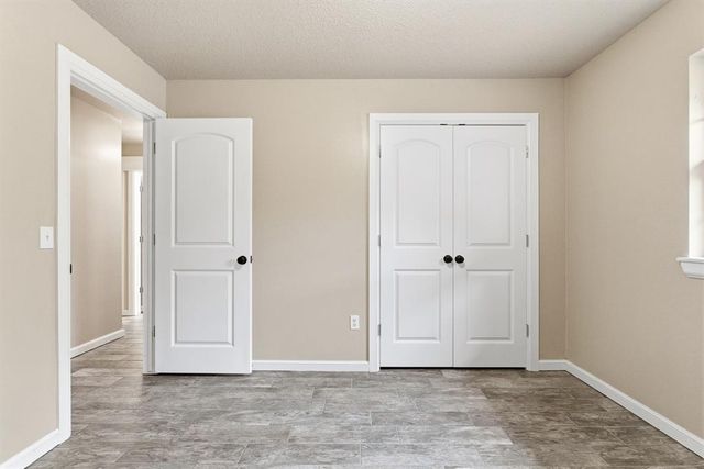 2401 Ridgewood Drive, Moore, OK 73160