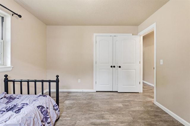 2401 Ridgewood Drive, Moore, OK 73160