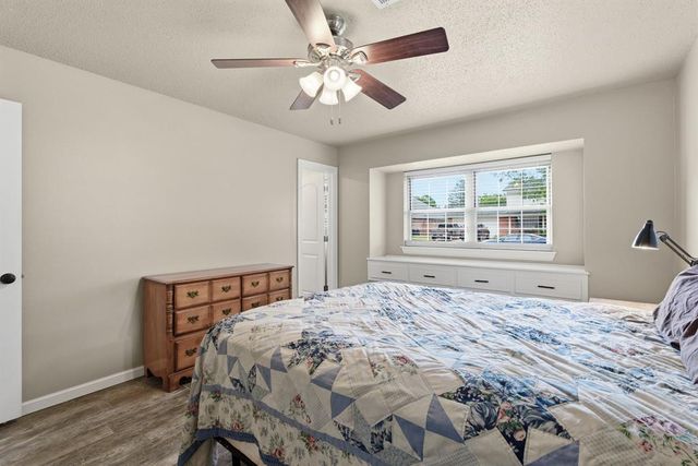 2401 Ridgewood Drive, Moore, OK 73160