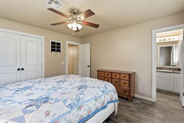 2401 Ridgewood Drive, Moore, OK 73160
