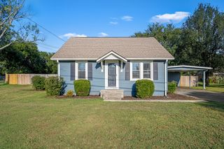 208 Jakes Ave, Murfreesboro, TN 37130