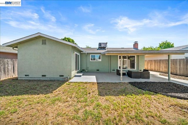 578 Meadowlark St, Livermore, CA 94551