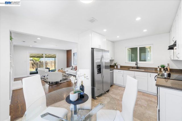 578 Meadowlark St, Livermore, CA 94551