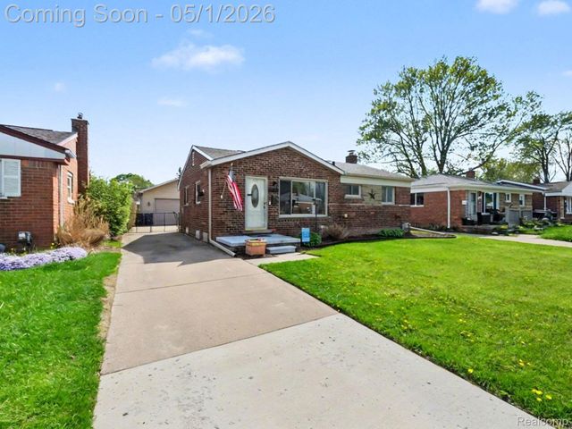 31611 Grant Street, Wayne, MI 48184