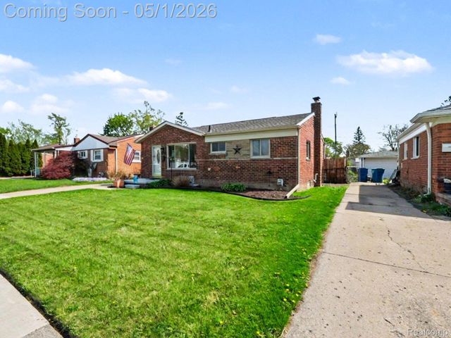 31611 Grant Street, Wayne, MI 48184