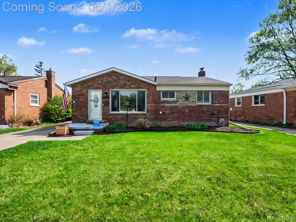 31611 Grant Street, Wayne, MI 48184