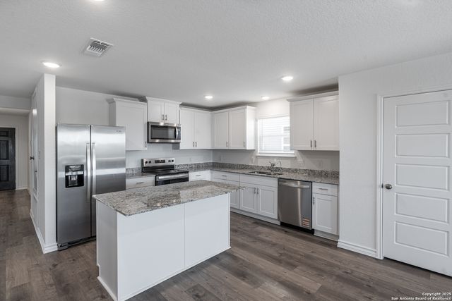 4032 Lily Glade Lane, Seguin, TX 78155