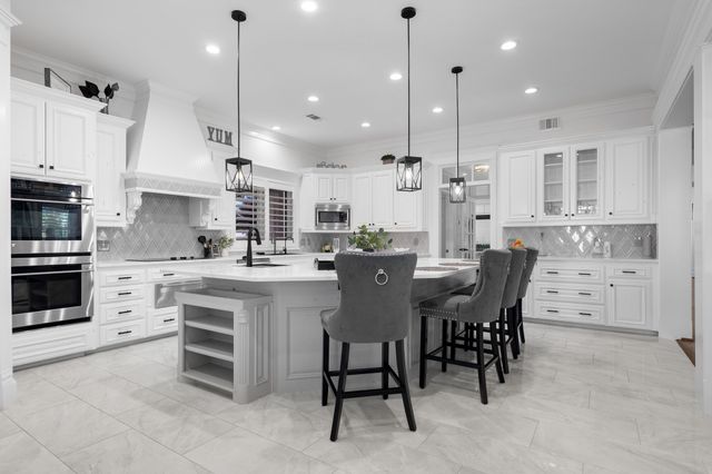 110 Quiet Hill Circle, Copper Canyon, TX 76226