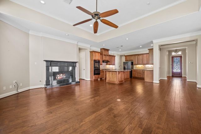 5523 Regal Landing Drive, Kingwood, TX 77345