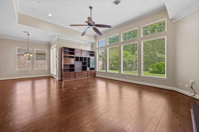 5523 Regal Landing Drive, Kingwood, TX 77345