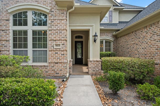 5523 Regal Landing Drive, Kingwood, TX 77345