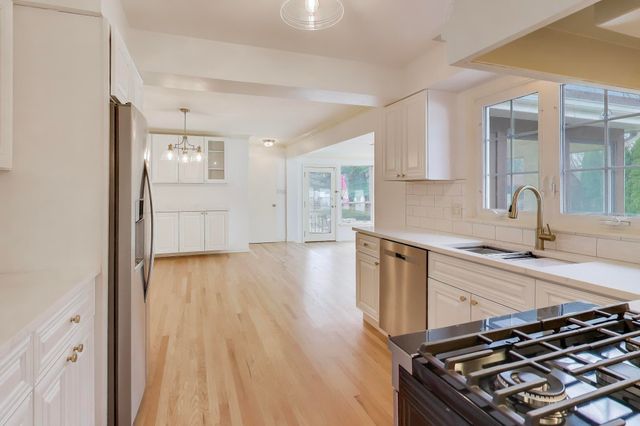 8800 Baring Avenue, Munster, IN 46321