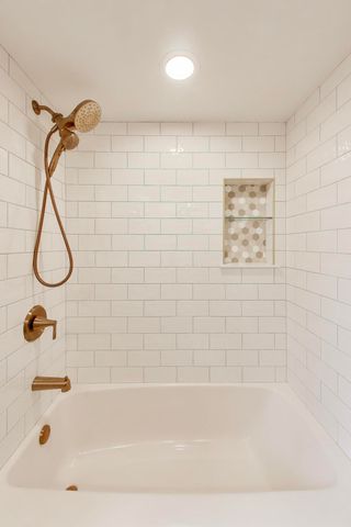 8800 Baring Avenue, Munster, IN 46321