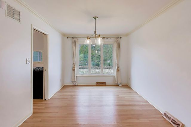 8800 Baring Avenue, Munster, IN 46321