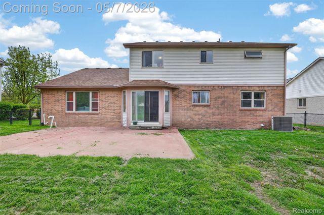 2699 Barns Drive, Westland, MI 48186