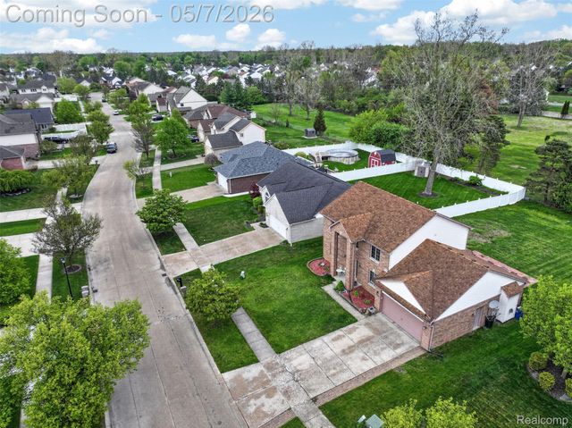 2699 Barns Drive, Westland, MI 48186
