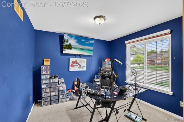 2699 Barns Drive, Westland, MI 48186